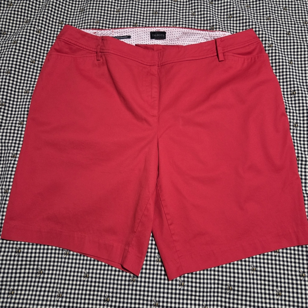 Talbots Perfect Short 10.5" in Red